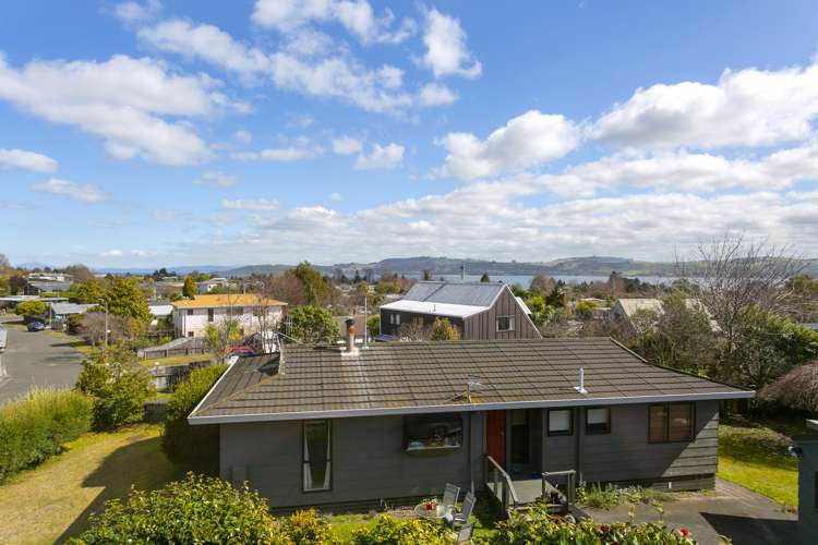 12 Holland Grove Richmond Heights_28