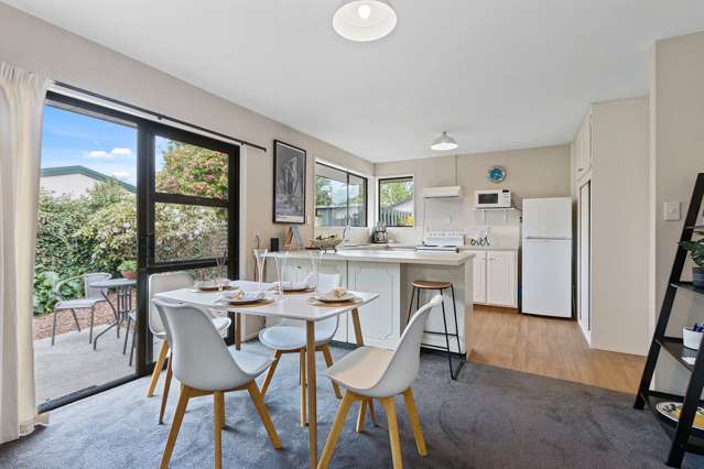 2/14 Gatonby Place Avonhead_3