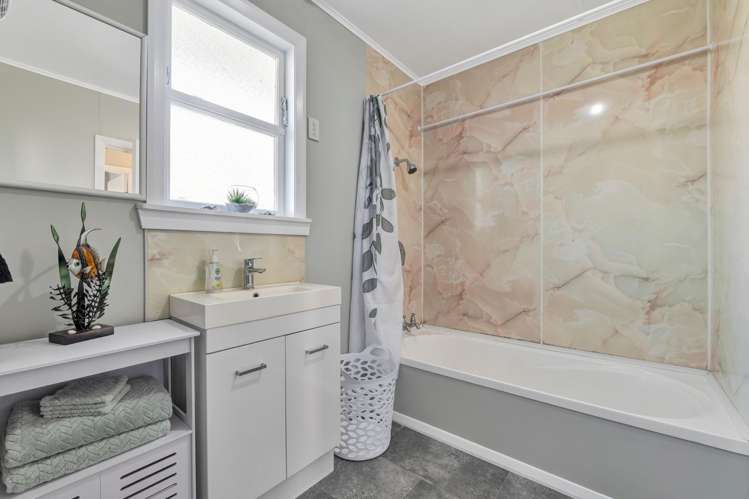 114 Hamlet Street Stratford_14