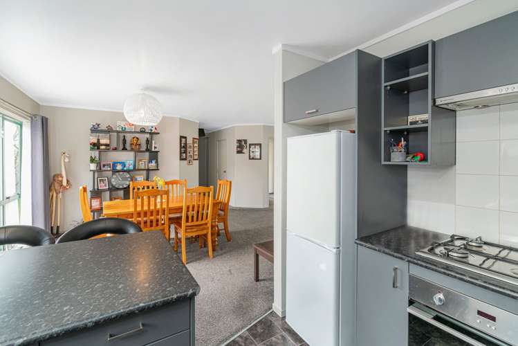 7 Cholmondeley Crescent Whitianga_6