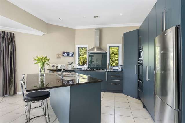 3 Endeavour Drive Whitby_4