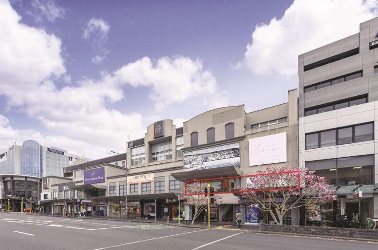 Unit 2F/255 Broadway Newmarket_1