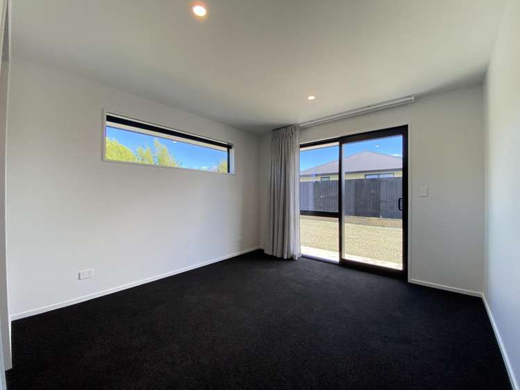 14 Harvester Drive Darfield_9