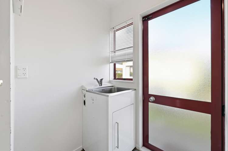 8 Beech Place Owhata_11