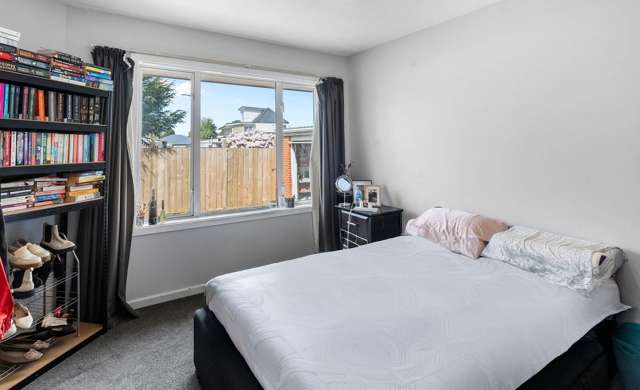 1/5 Clyde Road Upper Riccarton_2