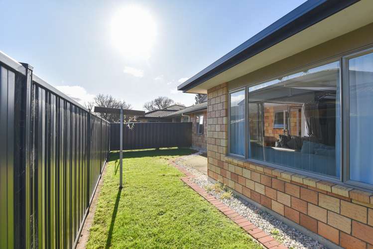 38/64 Kawaha Point Road Kawaha Point_11