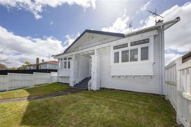 662 Mount Albert Road Royal Oak_2