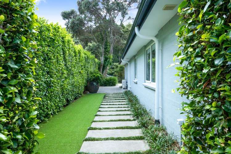 36b Forest Glen Orewa_21