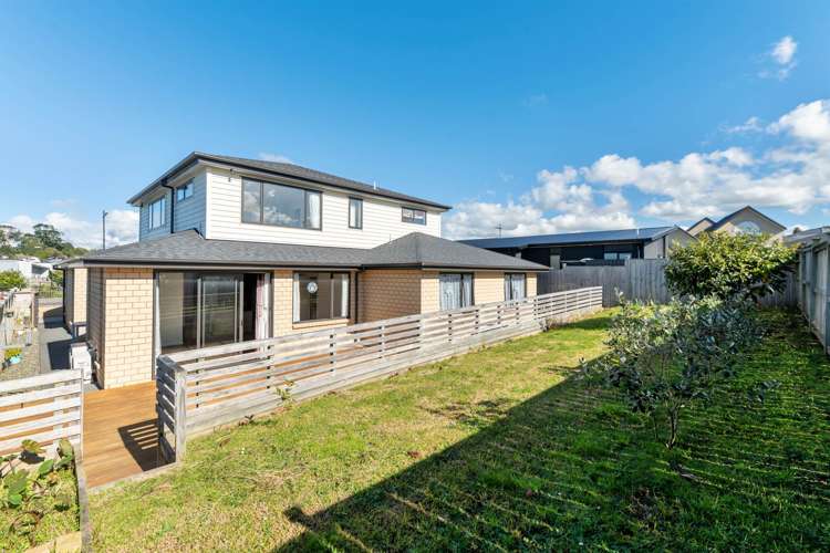 56 Taikura Avenue Red Beach_21