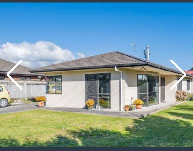 Large Family home with garden and fully fenced