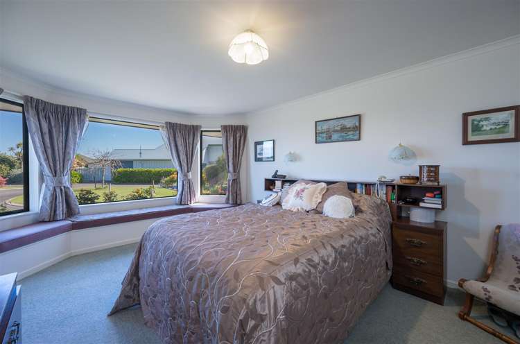 23 Trolove Place Stoke_8