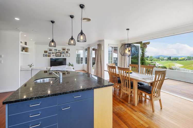 23 Hayward Rise Owhata_6