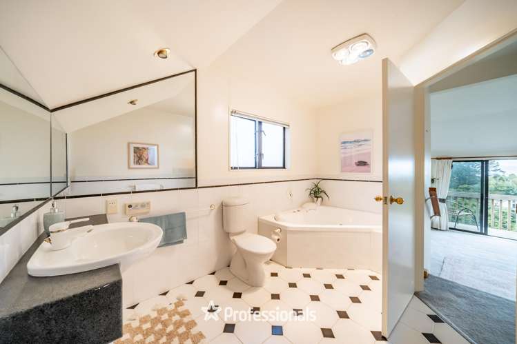 6 Avonlea Grove Belmont_18