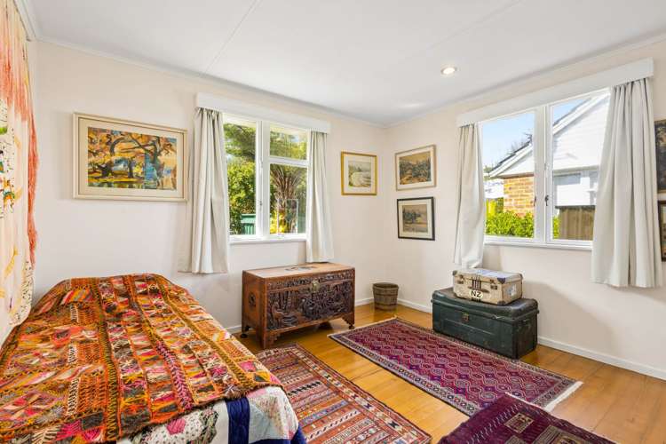 8 Pirangi Street Pt England_10