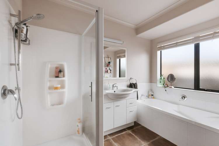 14 Lochay Place Pyes Pa_18