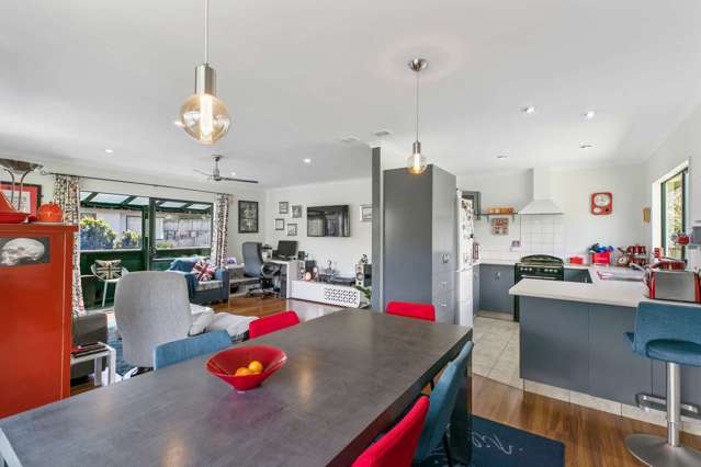 126 Meander Drive Welcome Bay_3