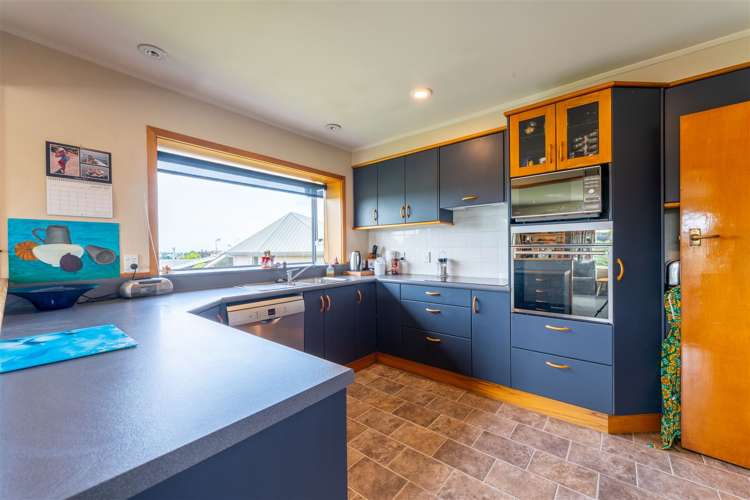 215 Douglas Street Highfield_5