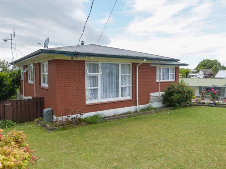 8 Hamblyn Crescent Nawton_2