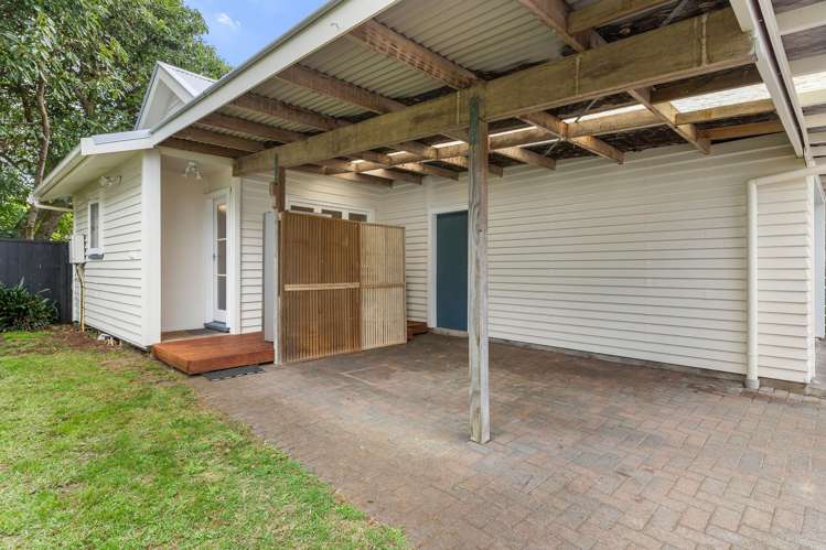 259 Saint Andrews Road Epsom_8