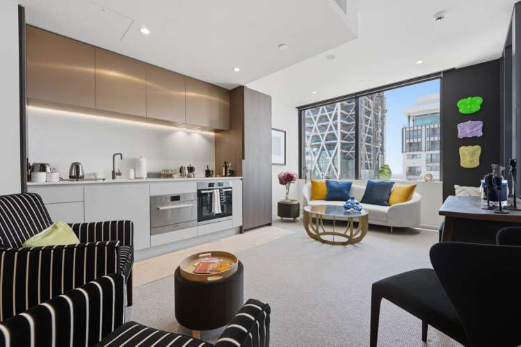 3404/10 Commerce Street City Centre_2