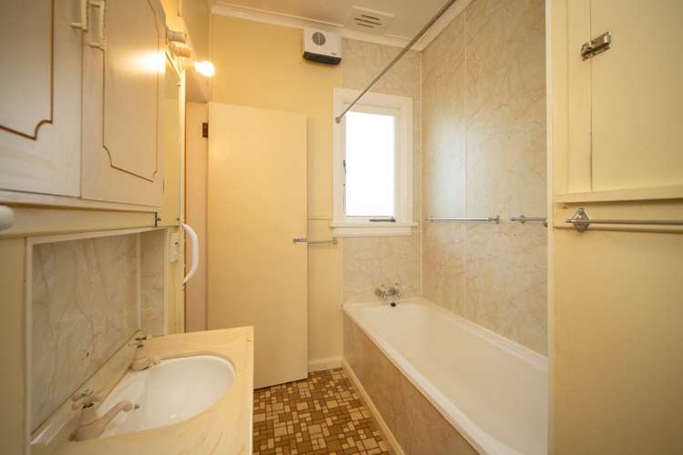 261 Kimbolton Road Feilding_13