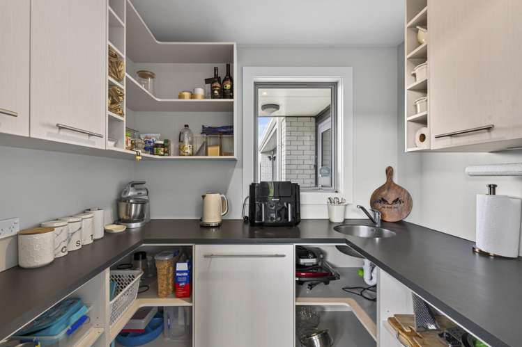 12D Takiroa Street Urenui_8