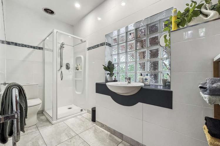 31 Arama Avenue Titirangi_22