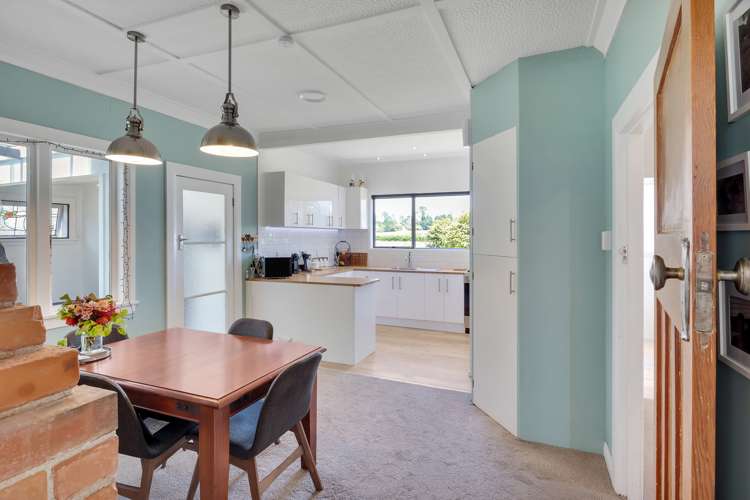 1397 Egmont Road Egmont Village_6