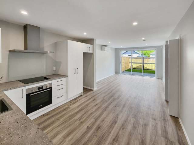 2/41 Main Road Wainuiomata_3