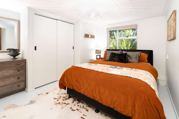 5/27 Beach Road Paekakariki_34