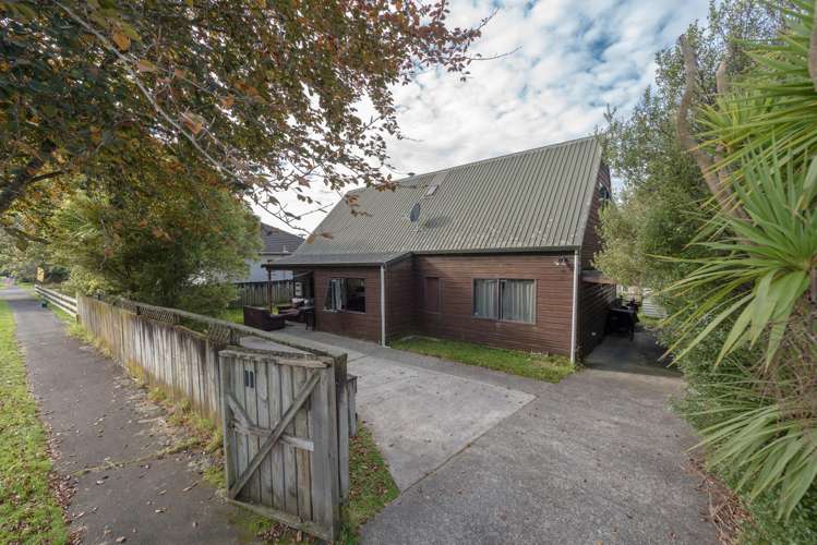 11 Bond Street Hamilton East_6