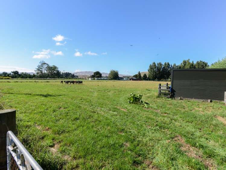 8 Turamoe Road Pakipaki_19