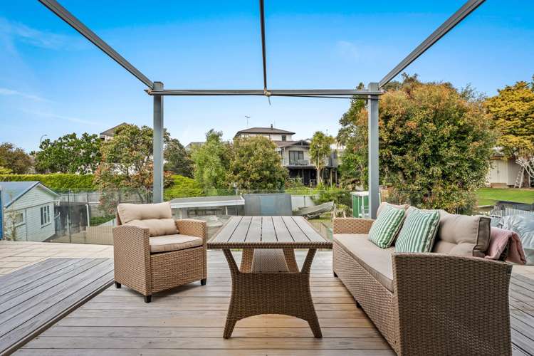 1257 Whangaparaoa Road Gulf Harbour_12