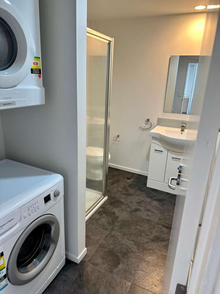  12/2 Torrens Terrace Mount Cook_8