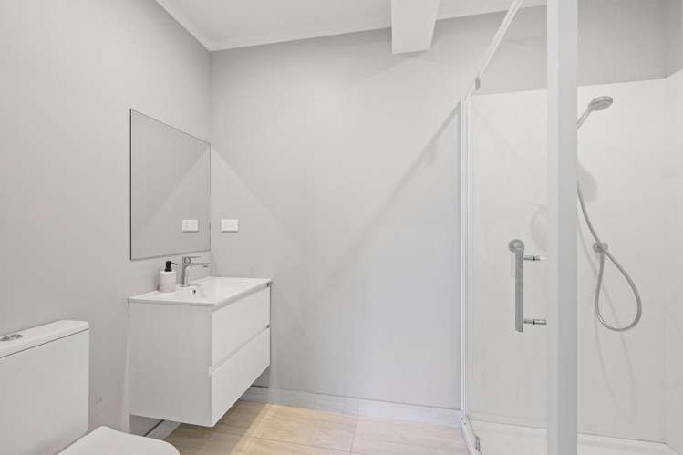 54 Chorley Avenue Massey_19