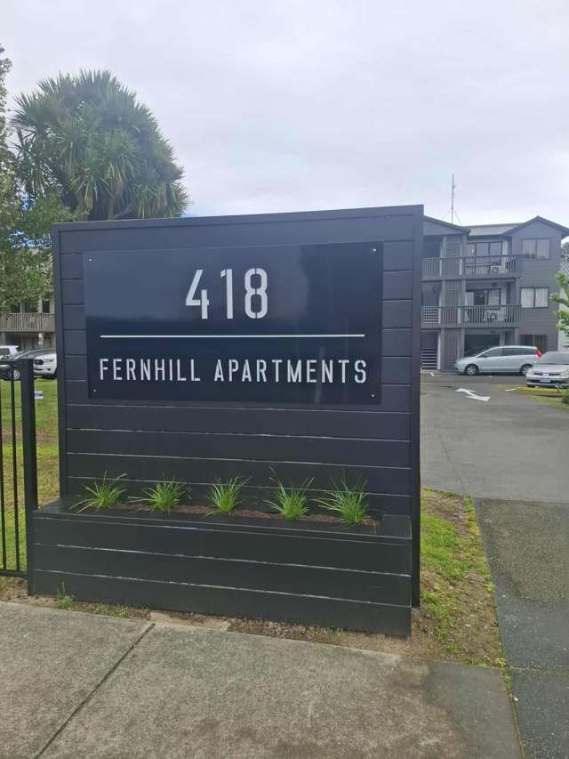 4 bedroom, 2 living and Affordable!