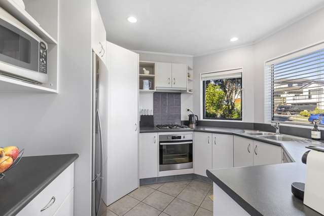 9 Kilkelly Close Tawa_1