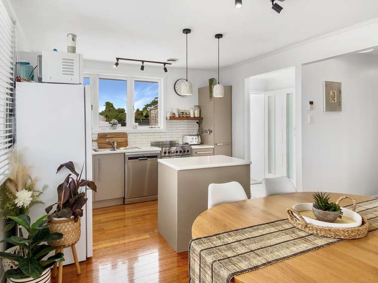 20 Ogle Crescent Kamo_7