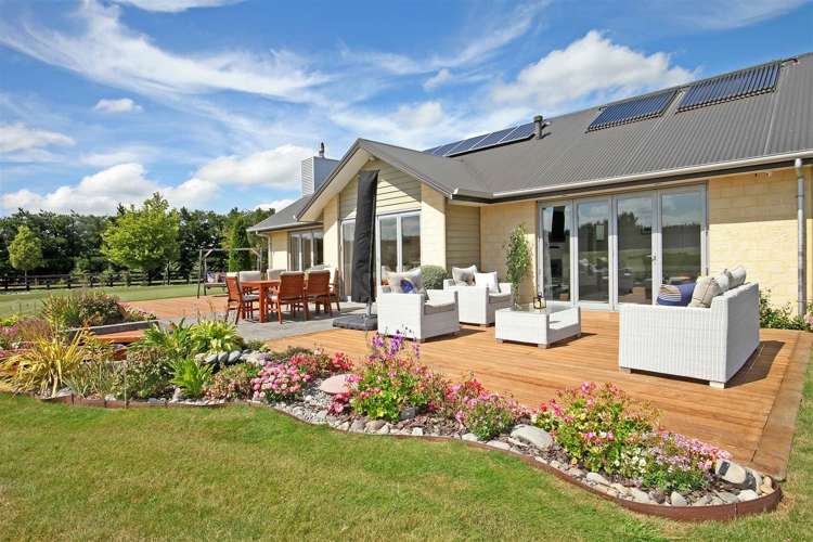 633 Downs Road West Eyreton_16