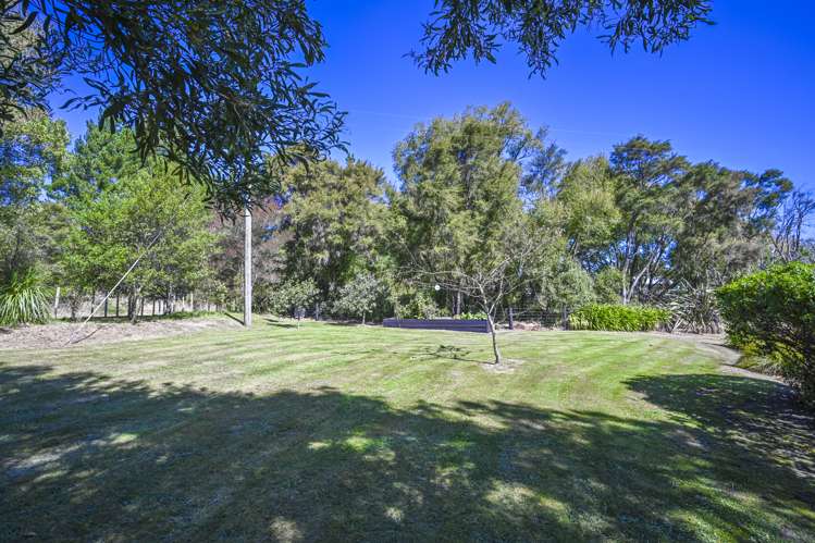 1324 Glengarry Road Puketapu_26
