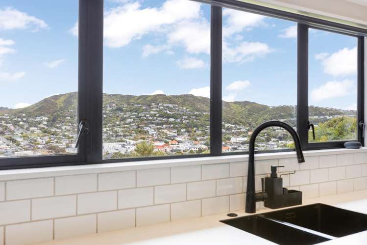 39a David Crescent Karori_5