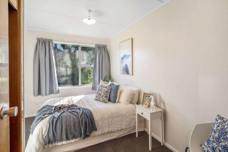 16 Dufek Crescent Wigram_9