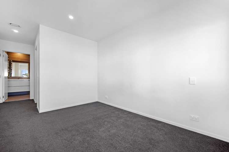 47 Joseph Street 10673_11