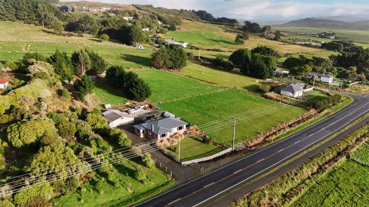 2417 Bluff Highway Greenpoint_31