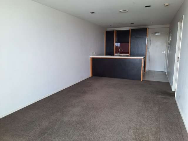 2 Bedroom, 2 Bathroom In Great Location