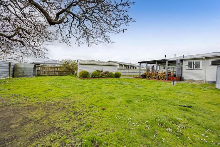 8 Pacey Avenue Hawera_16