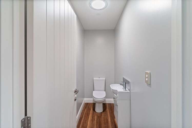 2 Atatu Lane Wigram_27