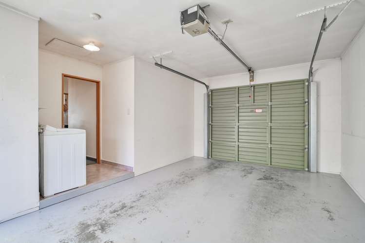 2/239 Warwick Road Mayfair_13