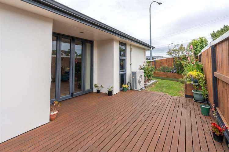 41a Saxbys Road Deanwell_16