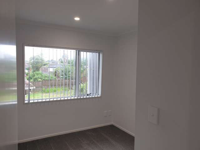 2/14 Buller Crescent 10686_4